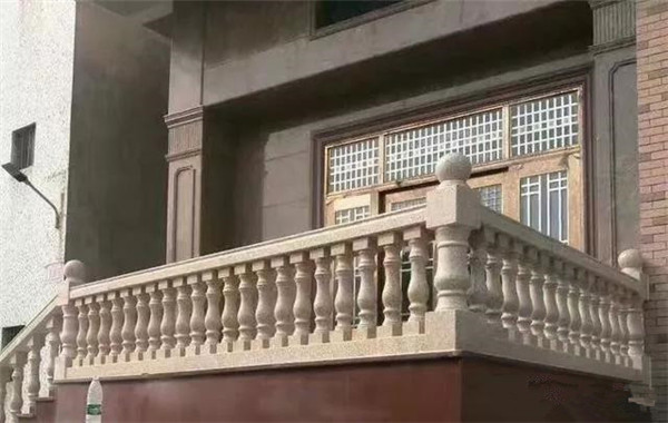别墅翻新改造阳台扶手