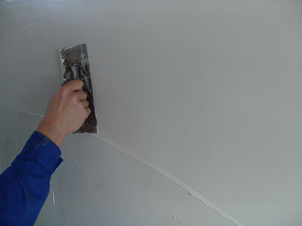 外墙涂料基层批刮柔性耐水腻子