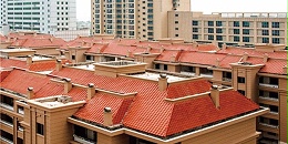 别墅红色房顶配什么颜色的墙面好看